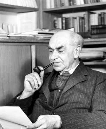 Sir Frederic Bartlett erforschte die Verformbarkeit der Erinnerung. © UK Medical Research Council, used by Kind Permission